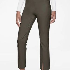 Athleta brand new wander size 12 olive green pants